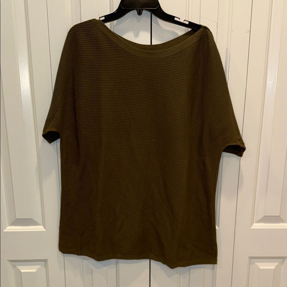 Talbots Olive Green Ribbed Knit Top‎